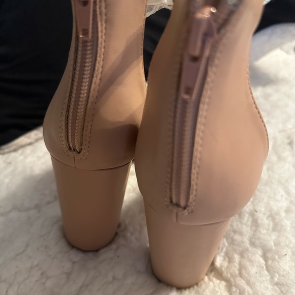 Nude Rhinestone Heels - Picture 4 of 4